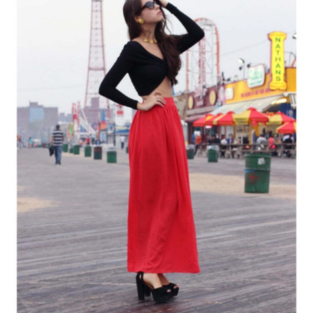 Banana Republic Pleated Maxi Skirt